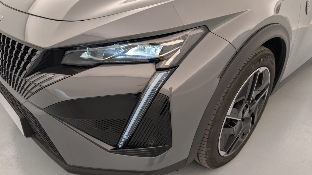 Peugeot 408 Hybrid 145 e-DCS6 GT