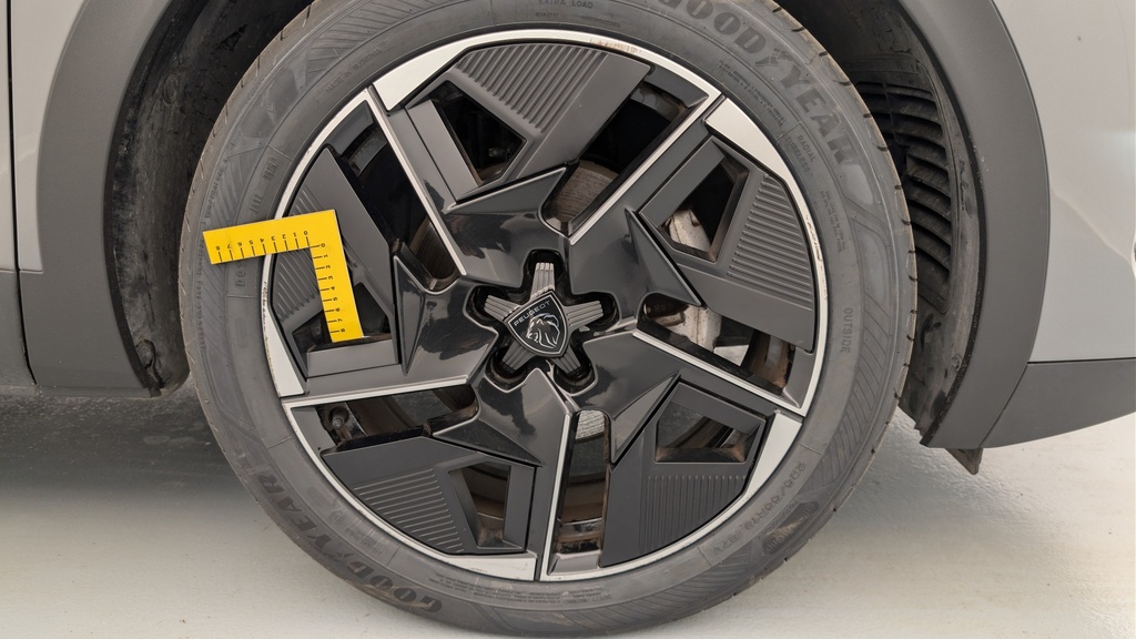 Peugeot 408 Hybrid 145 e-DCS6 GT