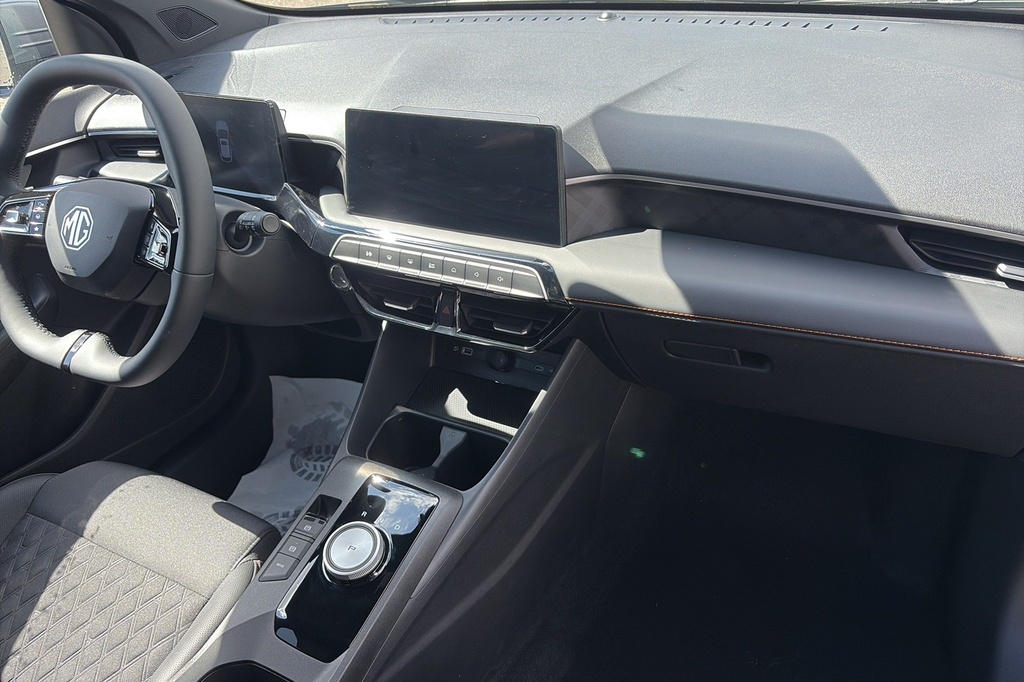 Mg MG3 1.5 L Hybrid+ 195 ch Luxury