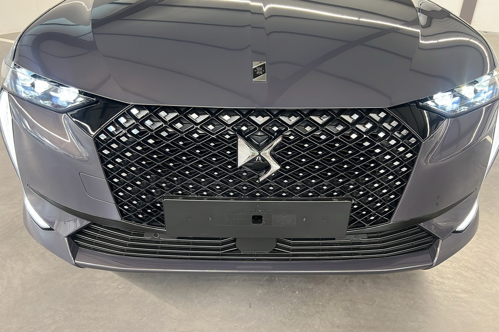 Ds DS4 BlueHDi 130 EAT8 Etoile – Alcantara