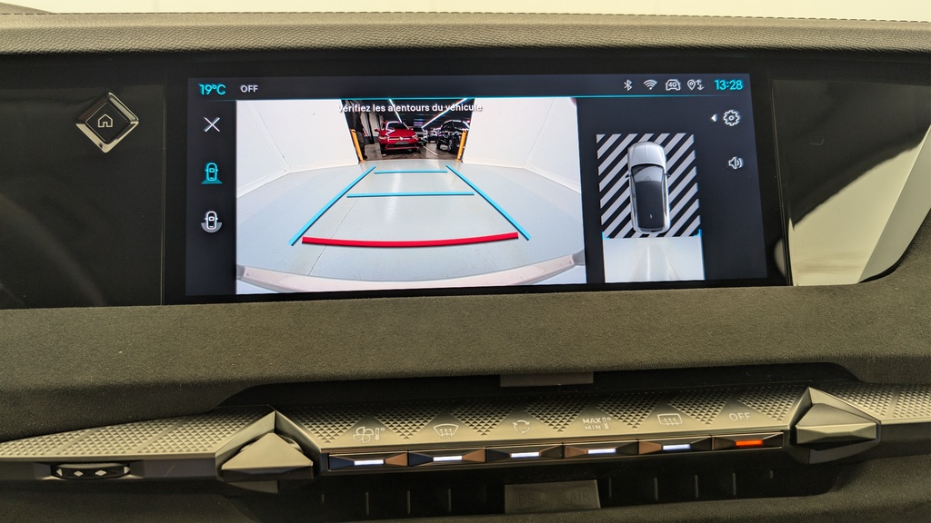 Ds DS4 BlueHDi 130 EAT8 Etoile – Alcantara