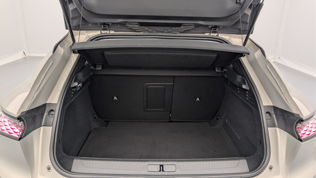 Ds DS4 BlueHDi 130 EAT8 Etoile – Alcantara