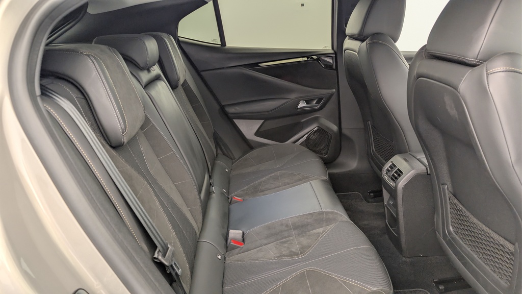 Ds DS4 BlueHDi 130 EAT8 Etoile – Alcantara