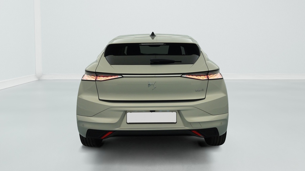 Ds DS4 BlueHDi 130 EAT8 Etoile – Alcantara