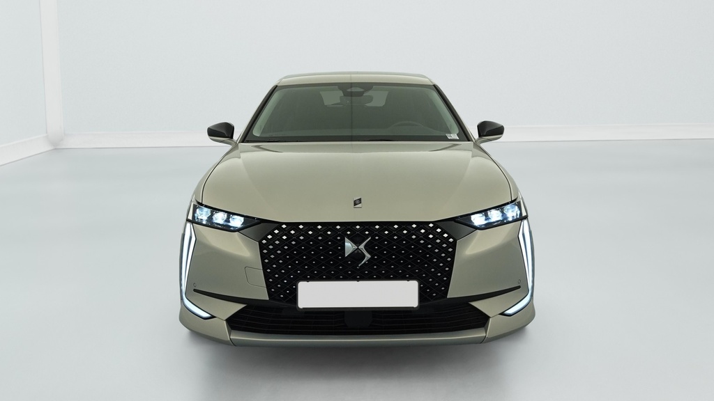 Ds DS4 BlueHDi 130 EAT8 Etoile – Alcantara