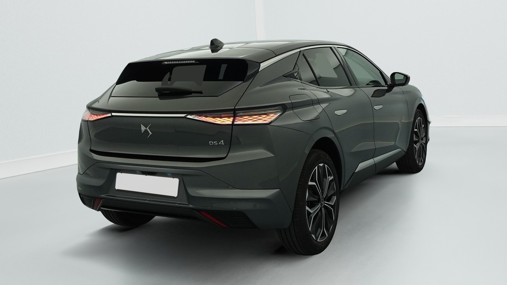 Ds DS4 BlueHDi 130 EAT8 Etoile – Alcantara