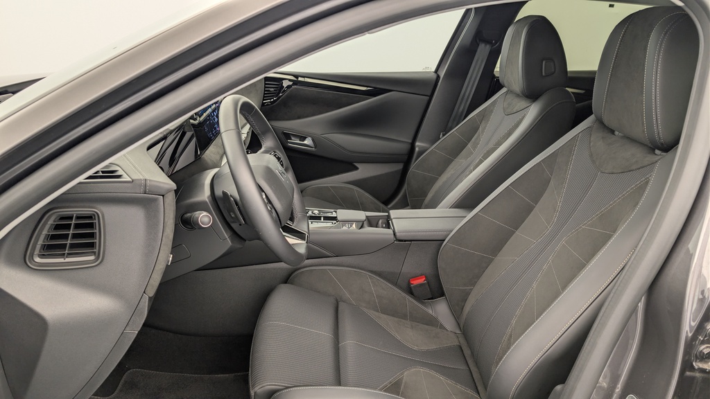 Ds DS4 BlueHDi 130 EAT8 Etoile – Alcantara