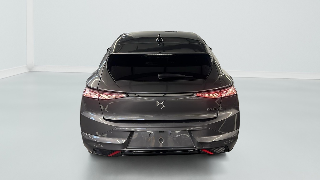 Ds DS4 BlueHDi 130 EAT8 Etoile – Alcantara
