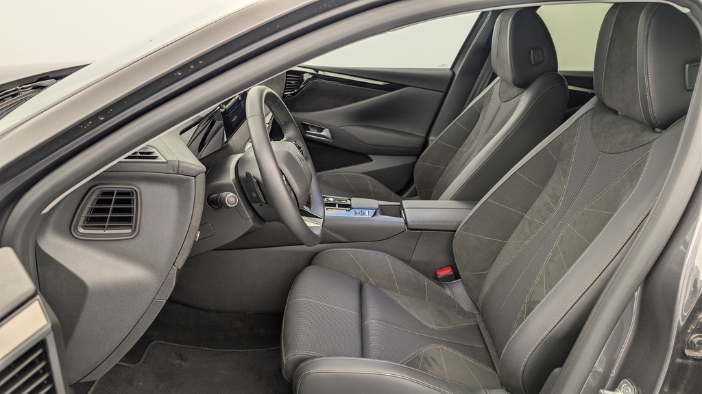 Ds DS4 BlueHDi 130 EAT8 Etoile – Alcantara