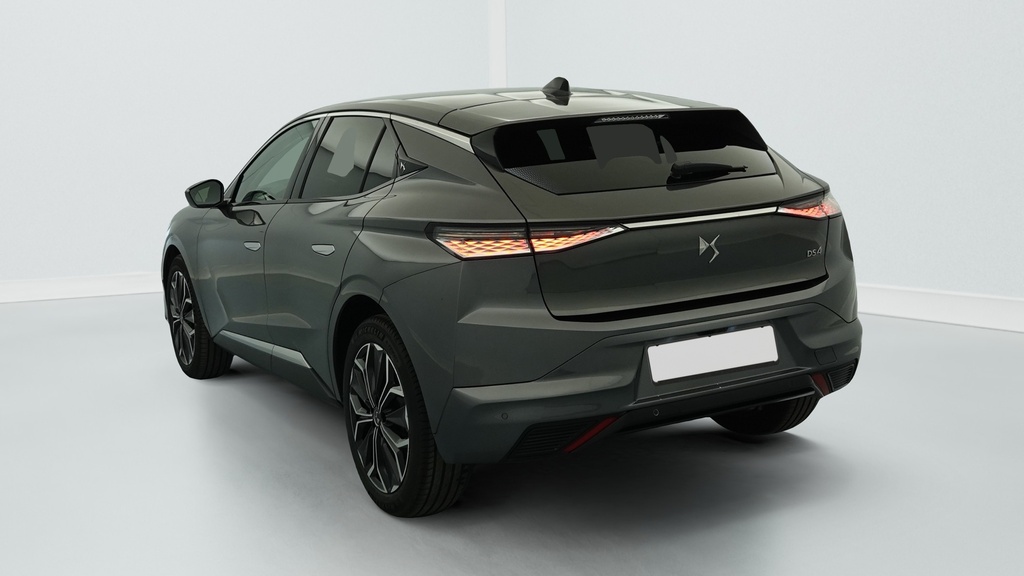 Ds DS4 BlueHDi 130 EAT8 Etoile – Alcantara