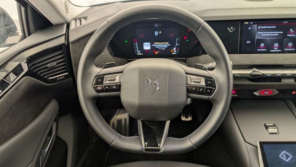Ds DS4 BlueHDi 130 EAT8 Etoile – Alcantara