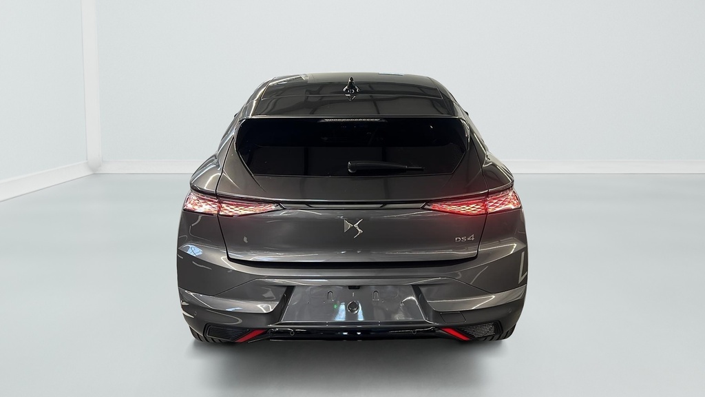 Ds DS4 BlueHDi 130 EAT8 Etoile – Alcantara