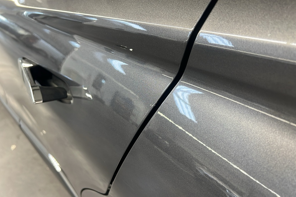 Ds DS4 BlueHDi 130 EAT8 Etoile – Alcantara
