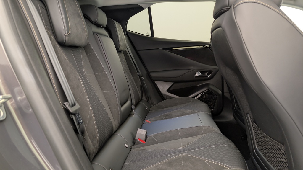 Ds DS4 BlueHDi 130 EAT8 Etoile – Alcantara