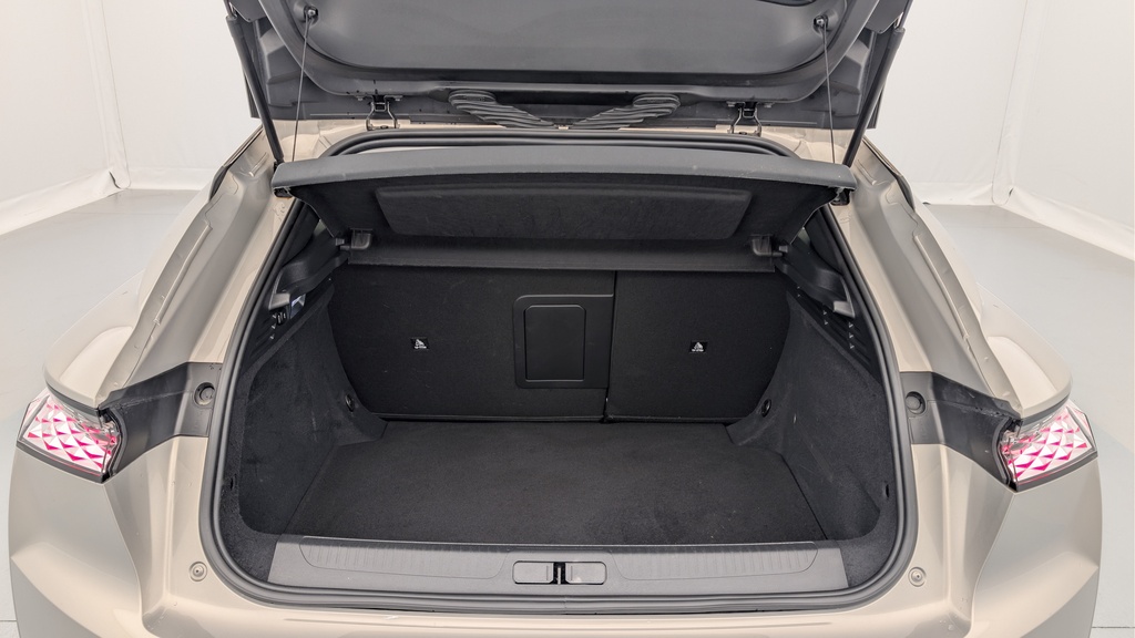 Ds DS4 BlueHDi 130 EAT8 Etoile – Alcantara