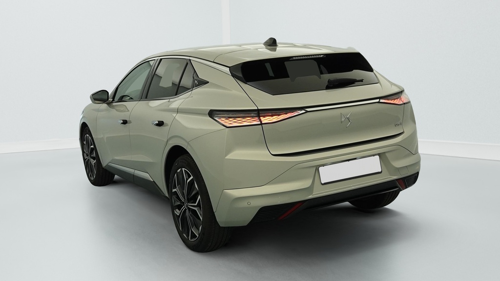 Ds DS4 BlueHDi 130 EAT8 Etoile – Alcantara