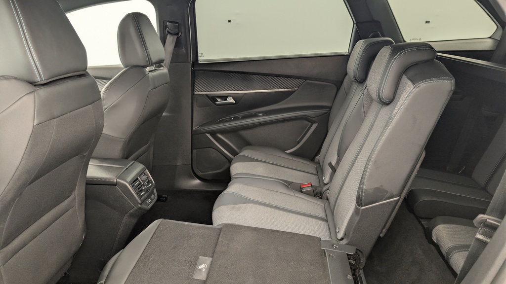Peugeot 5008 Hybrid 136 e-DCS6 Allure Pack