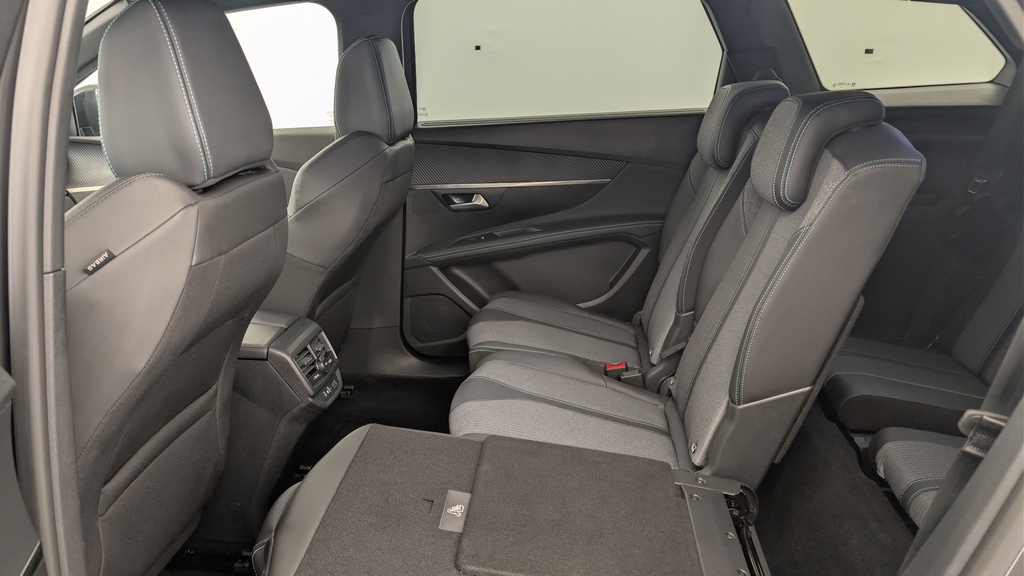 Peugeot 5008 Hybrid 136 e-DCS6 Allure Pack