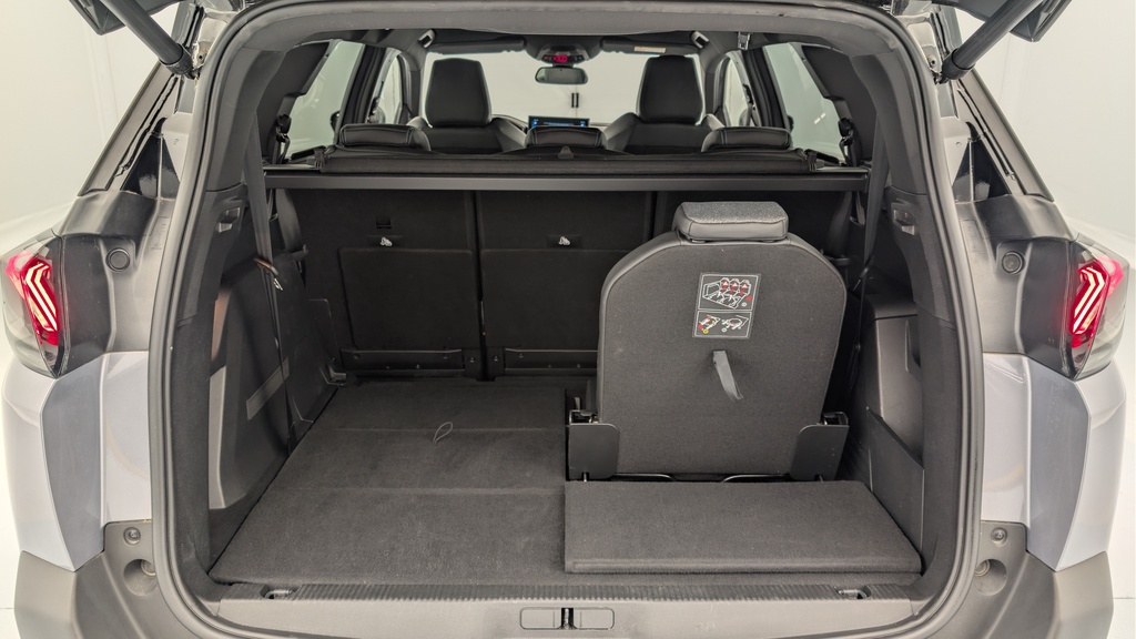 Peugeot 5008 Hybrid 136 e-DCS6 Allure Pack