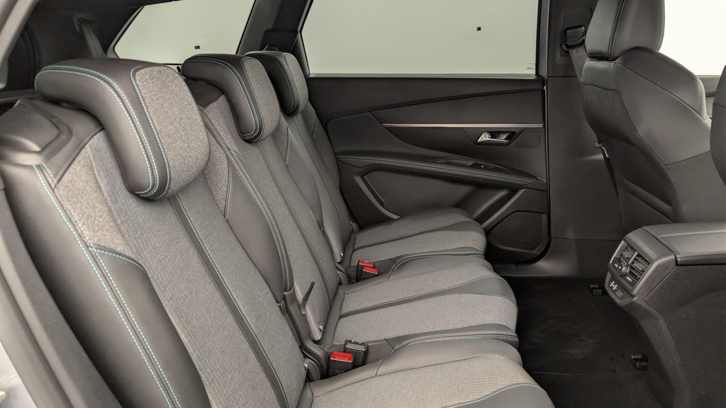 Peugeot 5008 Hybrid 136 e-DCS6 Allure Pack