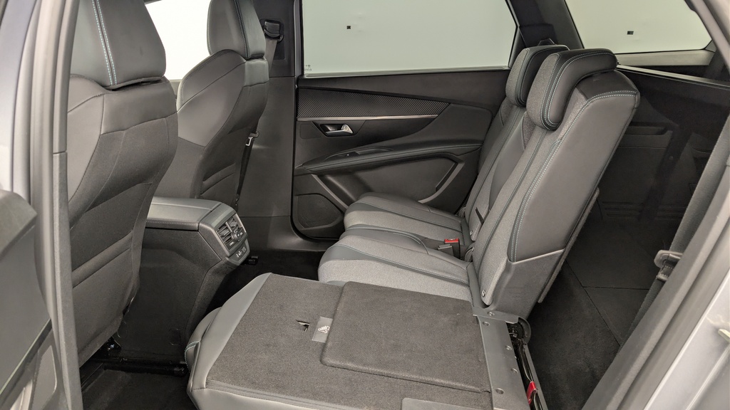 Peugeot 5008 Hybrid 136 e-DCS6 Allure Pack