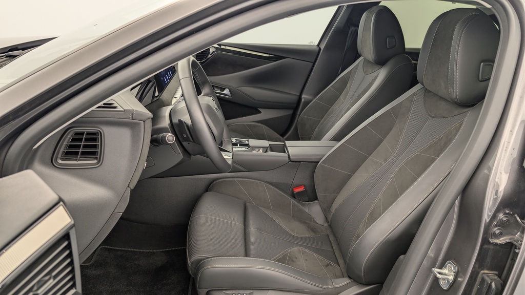 Ds DS4 Hybride 145 e-DCT6 Etoile – Alcantara