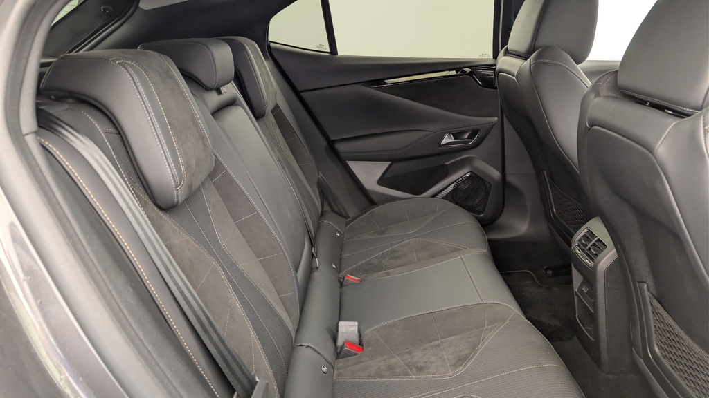 Ds DS4 Hybride 145 e-DCT6 Etoile – Alcantara