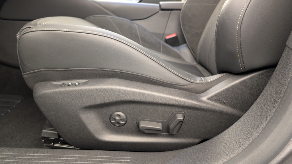 Ds DS4 Hybride 145 e-DCT6 Etoile – Alcantara
