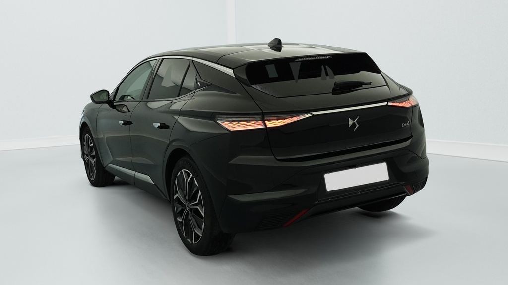 Ds DS4 Hybride 145 e-DCT6 Etoile – Alcantara