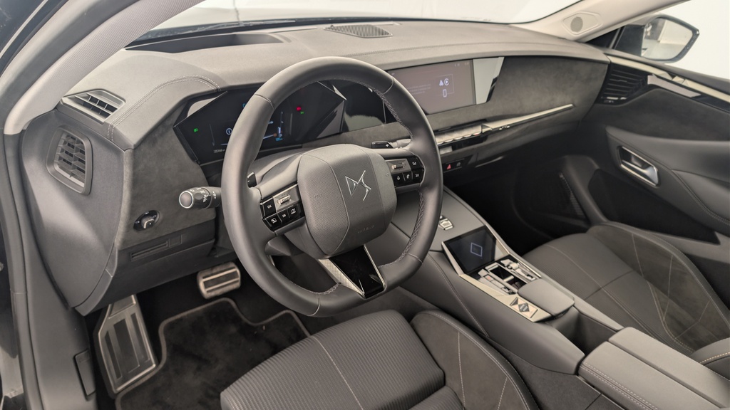 Ds DS4 Hybride 145 e-DCT6 Etoile – Alcantara