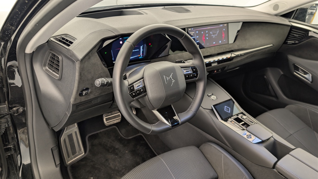 Ds DS4 Hybride 145 e-DCT6 Etoile – Alcantara