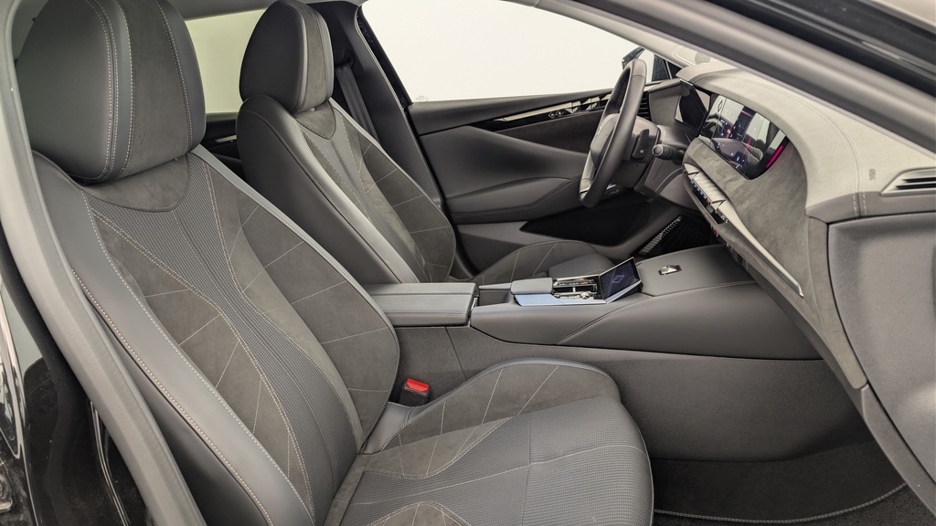 Ds DS4 Hybride 145 e-DCT6 Etoile – Alcantara
