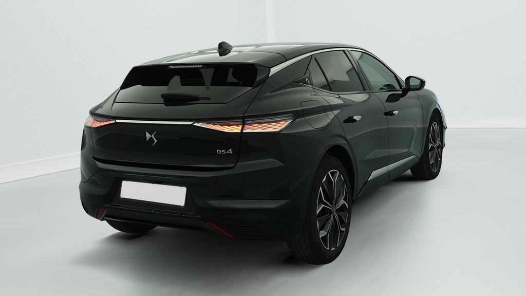 Ds DS4 Hybride 145 e-DCT6 Etoile – Alcantara