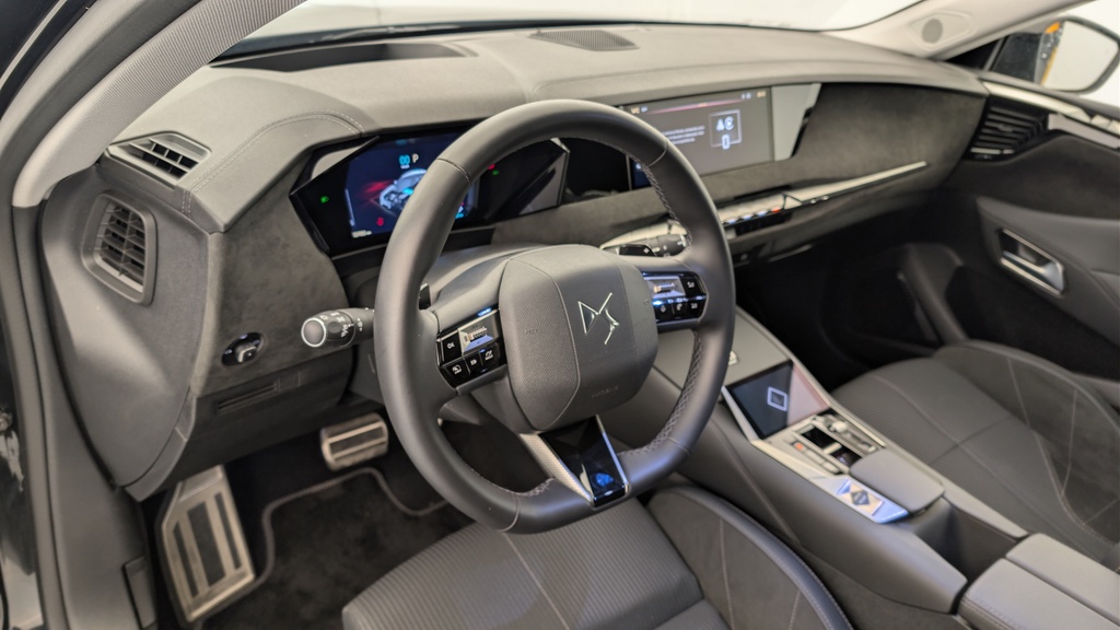 Ds DS4 Hybride 145 e-DCT6 Etoile – Alcantara