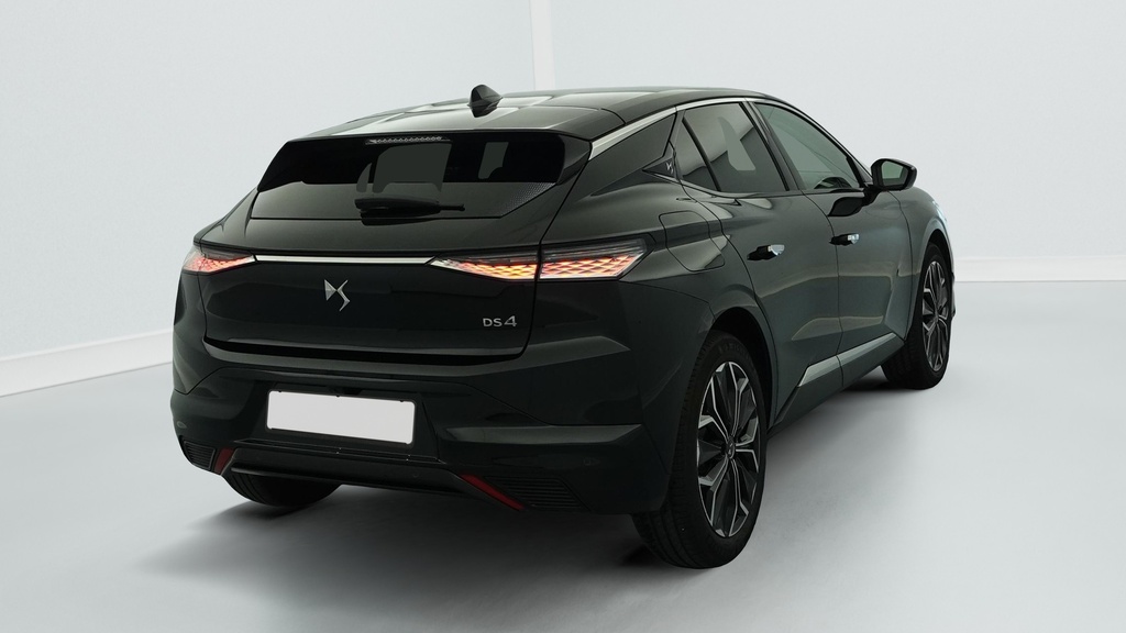 Ds DS4 Hybride 145 e-DCT6 Etoile – Alcantara