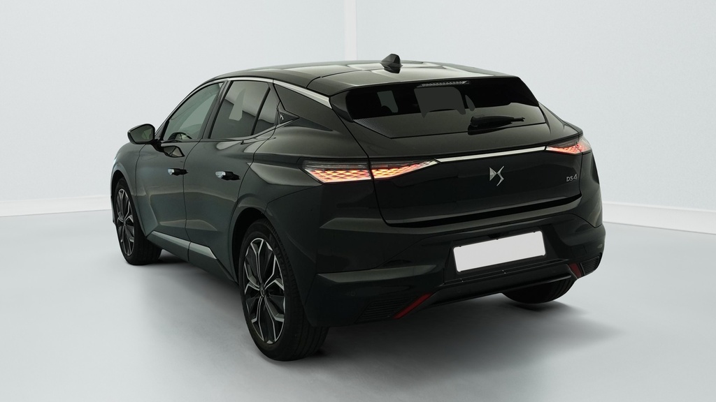 Ds DS4 Hybride 145 e-DCT6 Etoile – Alcantara