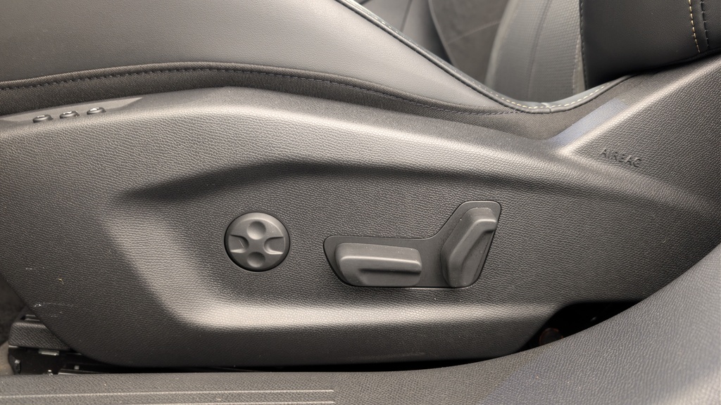 Ds DS4 Hybride 145 e-DCT6 Etoile – Alcantara
