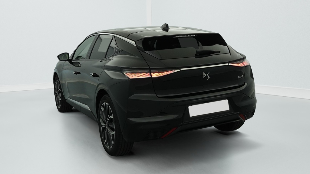 Ds DS4 Hybride 145 e-DCT6 Etoile – Alcantara
