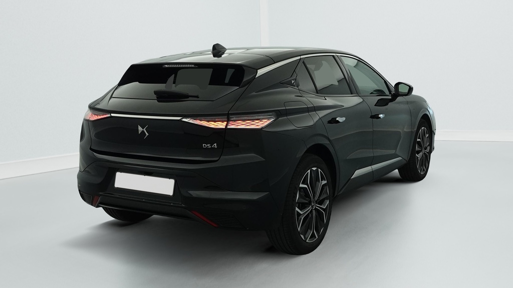 Ds DS4 Hybride 145 e-DCT6 Etoile – Alcantara