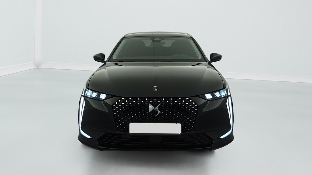Ds DS4 Hybride 145 e-DCT6 Etoile – Alcantara