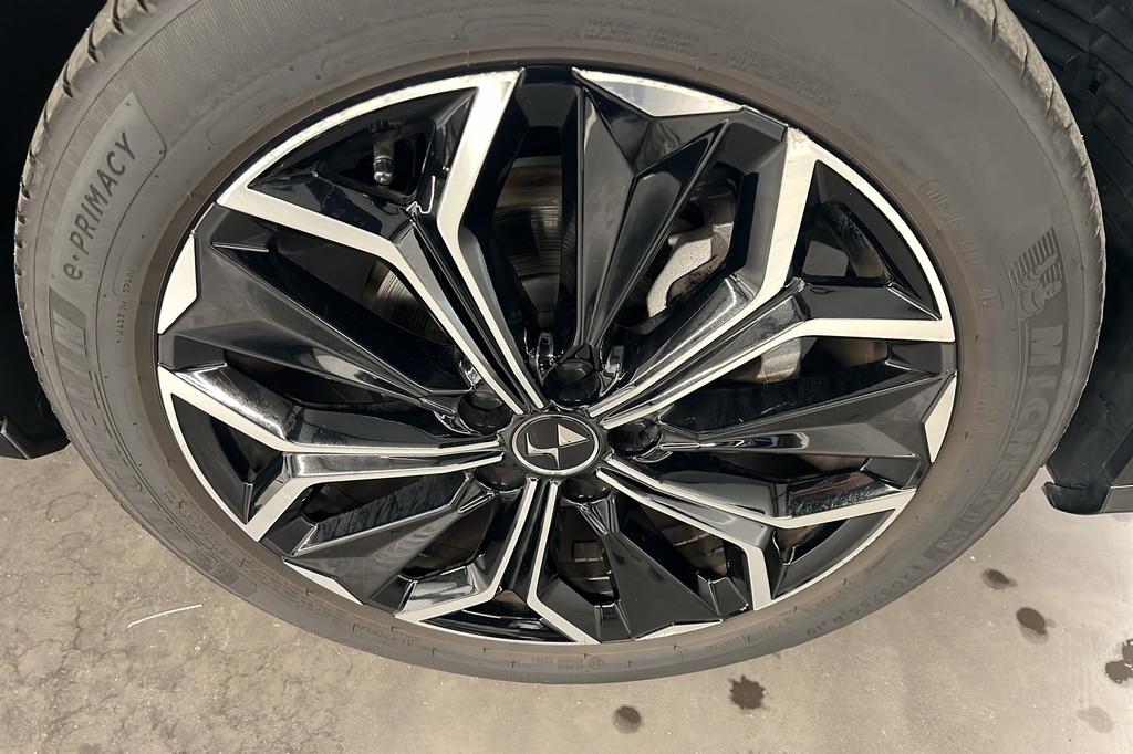 Ds DS4 Hybride 145 e-DCT6 Etoile – Alcantara