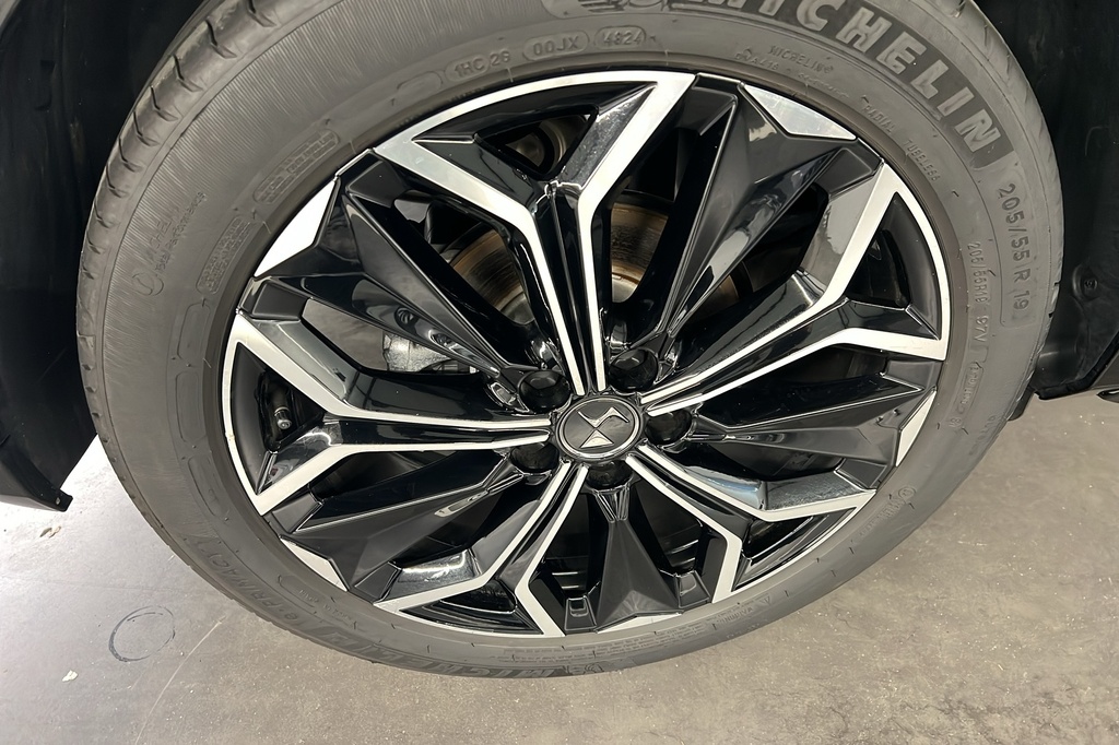 Ds DS4 Hybride 145 e-DCT6 Etoile – Alcantara