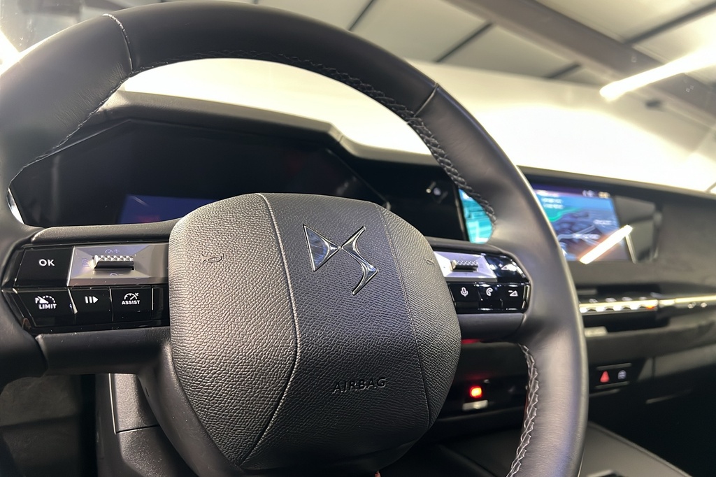 Ds DS4 Hybride 145 e-DCT6 Etoile – Alcantara