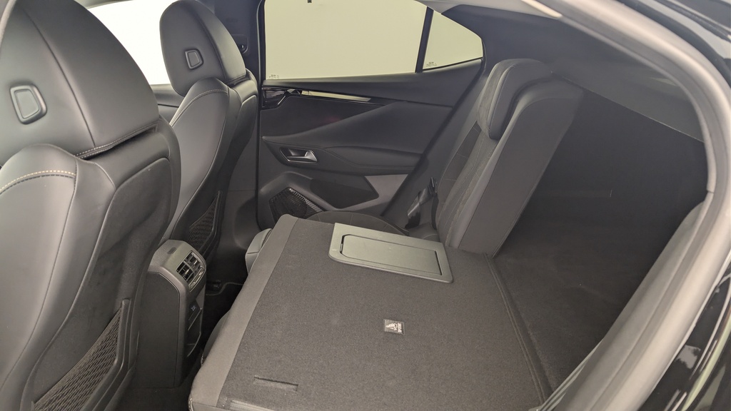Ds DS4 Hybride 145 e-DCT6 Etoile – Alcantara