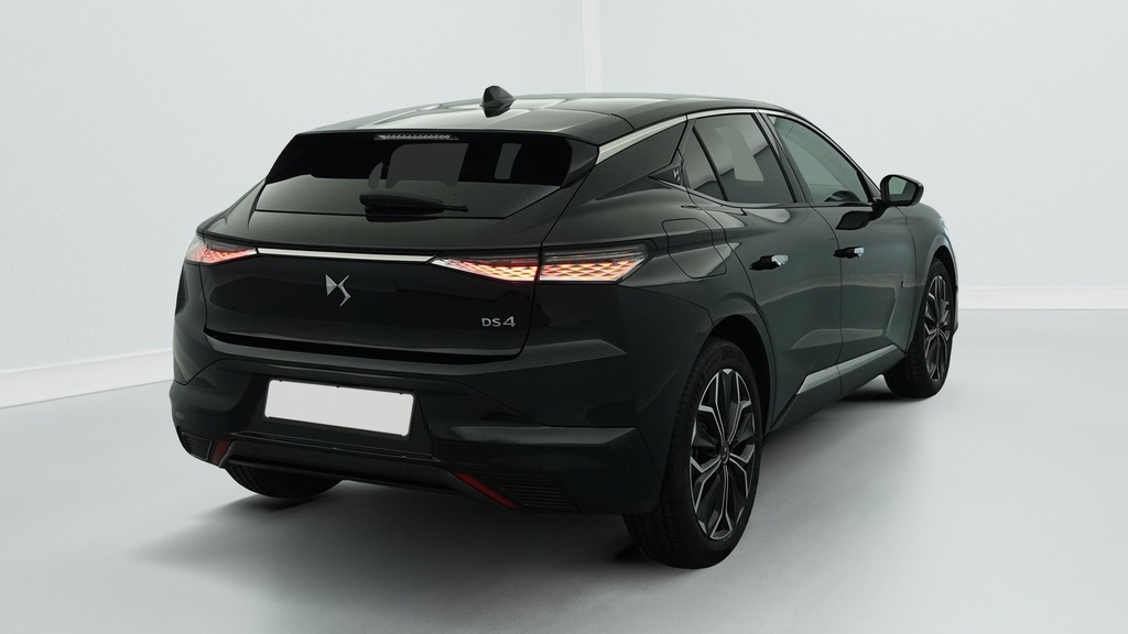Ds DS4 Hybride 145 e-DCT6 Etoile – Alcantara
