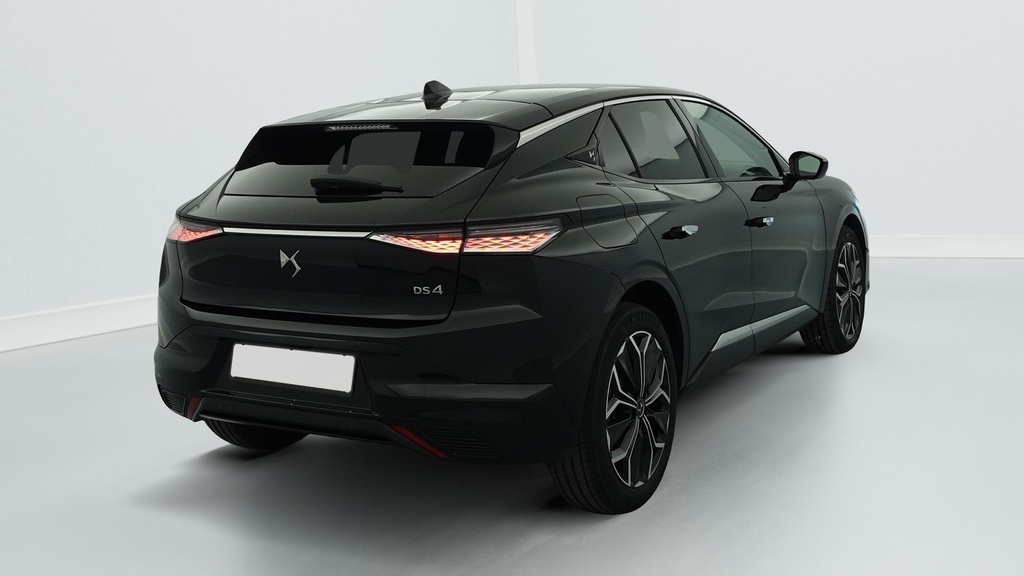 Ds DS4 Hybride 145 e-DCT6 Etoile – Alcantara