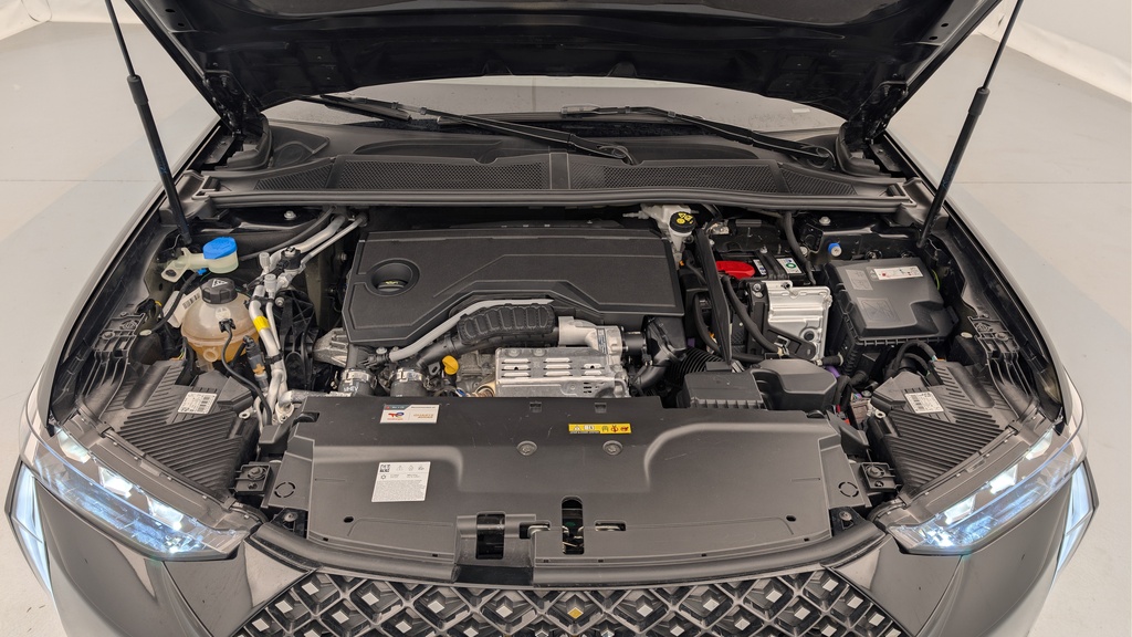 Ds DS4 Hybride 145 e-DCT6 Etoile – Alcantara