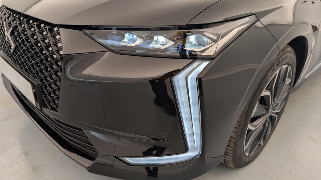 Ds DS4 Hybride 145 e-DCT6 Etoile – Alcantara