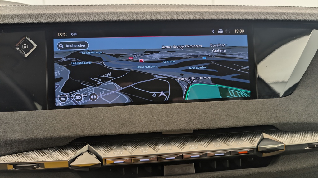 Ds DS4 Hybride 145 e-DCT6 Etoile – Alcantara