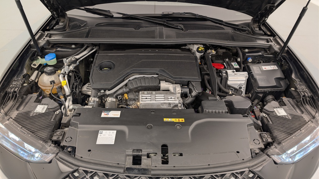 Ds DS4 Hybride 145 e-DCT6 Etoile – Alcantara